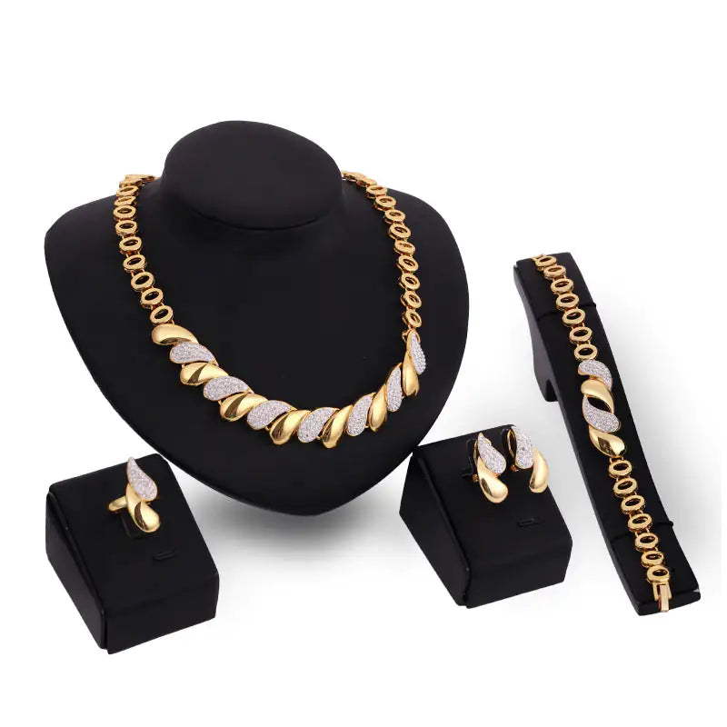 Gold Indian Bridal Jewelry Set